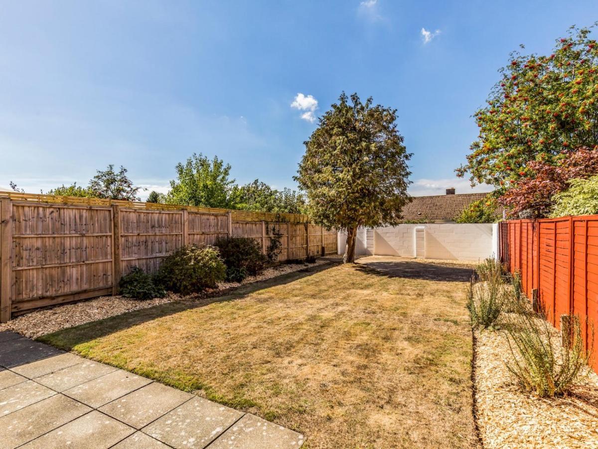 Pass The Keys Lovely Ground Floor Flat With Large Garden Chichester Exterior photo